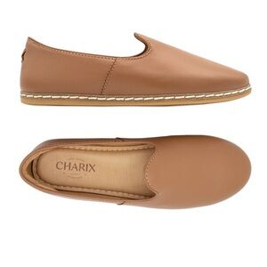 Charix Camel Leather Slip On Shoes Womens Size 9